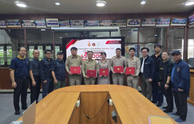 รูปภาพ : หน่วยวิจัยระบบพลังงานสะอาด มทร.ล้านนา มอบทุนบัณฑิตศึกษา 450,000 บาท หนุนกำลังคนด้านพลังงานสะอาด