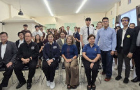 รูปภาพ : นักศึกษา มทร.ล้านนา เจ๋ง! คว้า 3 รางวัลใหญ่ เวที “Pitching IDEA Chiang Mai” โชว์ไอเดียพลิกย่านสันป่าข่อย–วัดเกตุ สู่ย่านต้นแบบ Digital Nomad ระดับโลก