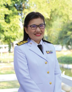 นางขวัญเรือน มีมานัส