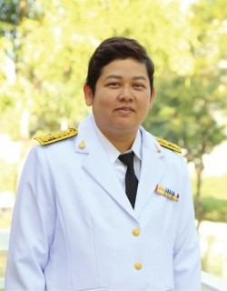 นางสาวธนวันต์ ดีศิริ
