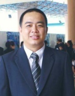 ดร.วัชรพงศ์ ศรีแสง