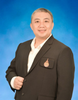อาจารย์คงศักดิ์ ตุ้ยสืบ