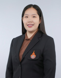 นางสาวกุลธิดา เป็นแผ่น