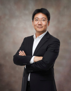 ผู้ช่วยศาสตราจารย์ ดร.อังกูร ว่องตระกูล