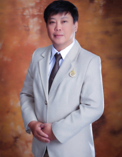 นายคุณพจน์  สันชุมภู