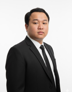 นายพลวัฒน์ จิตรัตนวิสุทธิ์