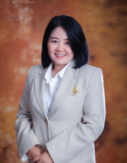 นางสาวณิชกานต์  ธาตุอินทร์จันทร์