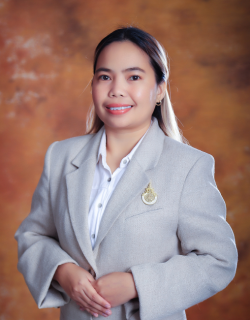 นางสาวเจนจิรา  ม้าอัสดร