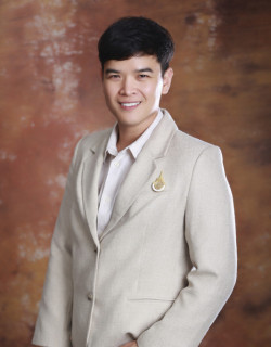 นายธนพล มูลประการ