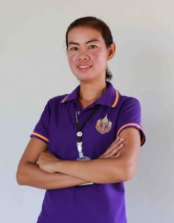 นางจรรยา  มีคำ