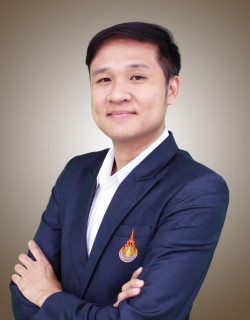 Asst.Prof.Dr.Kitti Wirotrattanaphaphisan