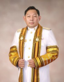 นายทินภัทร  อุปราสิทธิ์