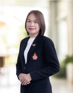 นางณัชชา ทิพย์ประเสริฐ