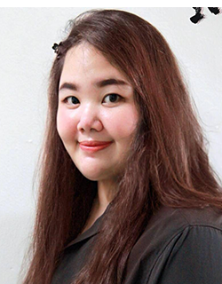อาจารย์ธมลวรรณ  แสงนาค