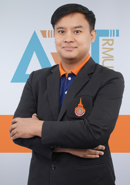 นายณัฏฐ์พัฒน์ คนมีฉลาด