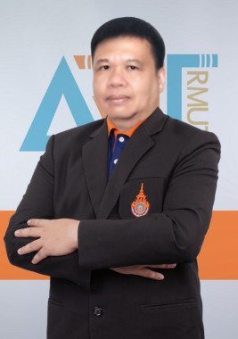นายพิษณุ พรมพราย 